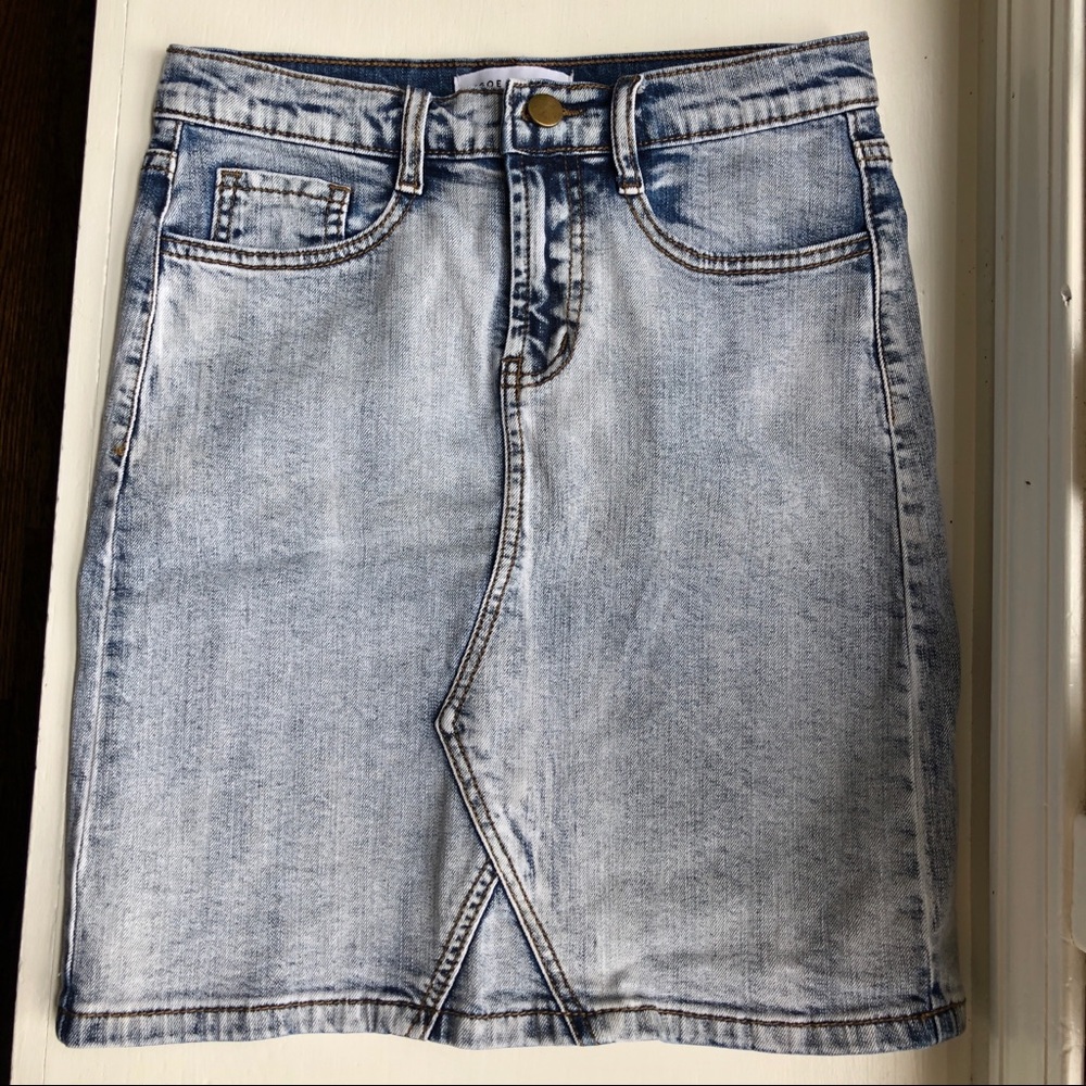 Legoe Heritage acid wash denim mini skirt
